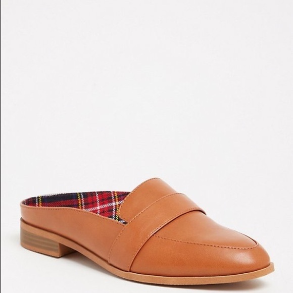 r2 Faux Leather Loafer Size 8.5 - Picture 1 of 5